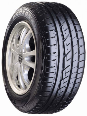 Toyo Proxes CF1 tread pattern