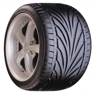 Toyo T1R tread pattern